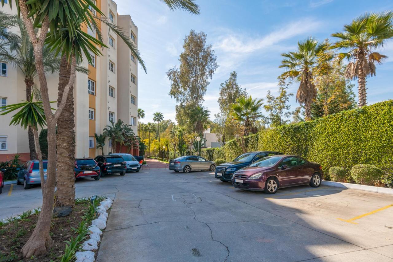 Con Piscina, Golf Y Solarium By Rent Me Appartement Estepona