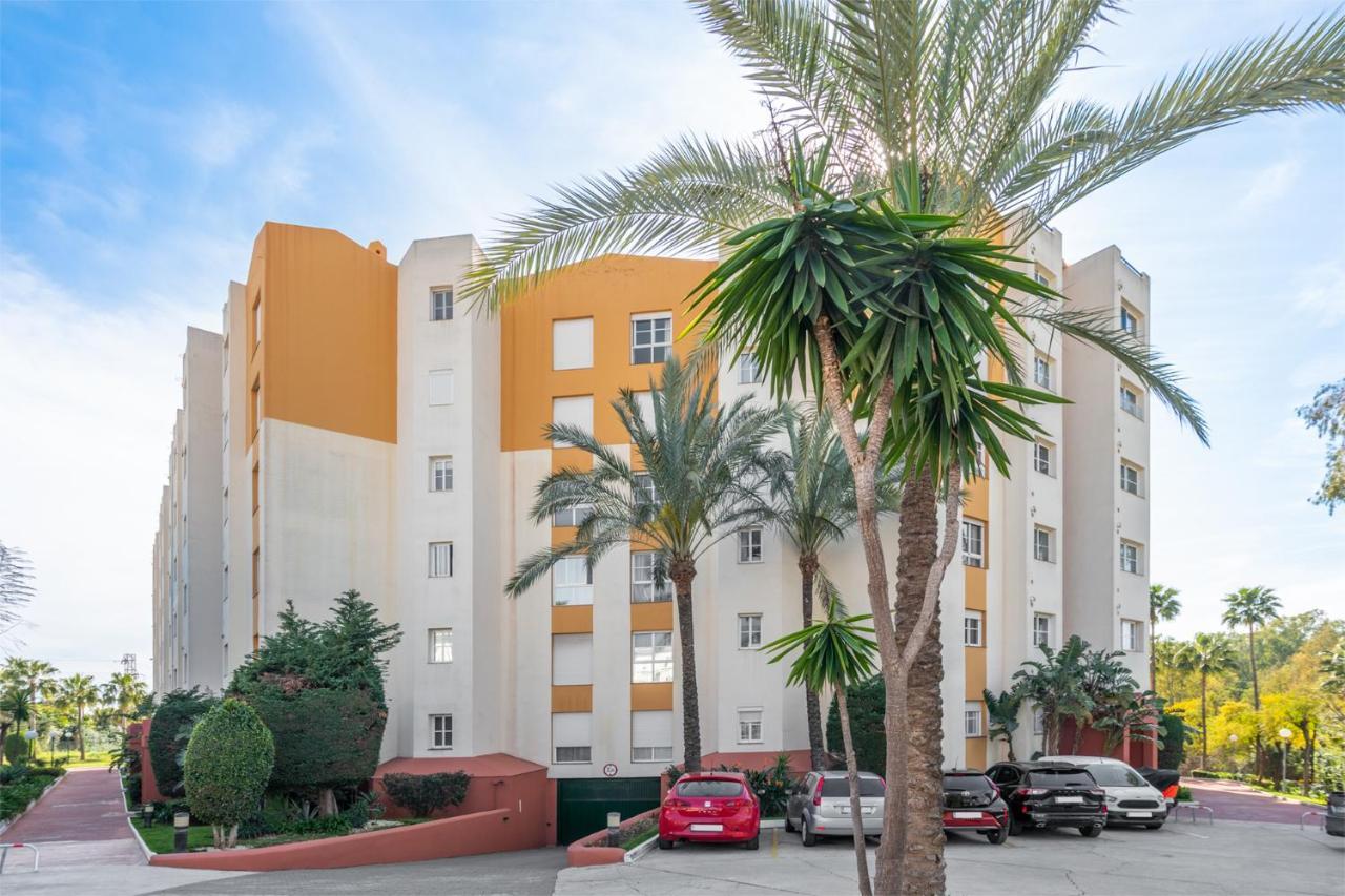 Con Piscina, Golf Y Solarium By Rent Me Appartement Estepona