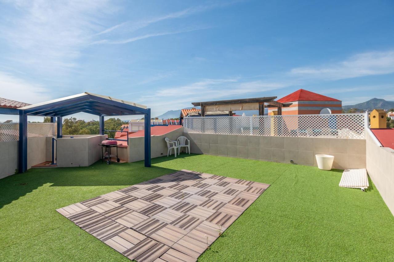Con Piscina, Golf Y Solarium By Rent Me Appartement