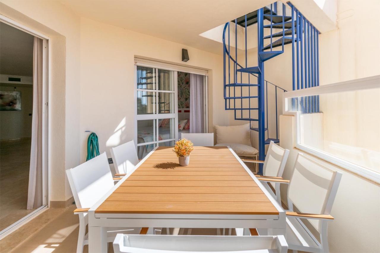 Con Piscina, Golf Y Solarium By Rent Me Appartamento *